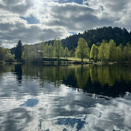 Moderne Hoyt Over Storelva Ved *